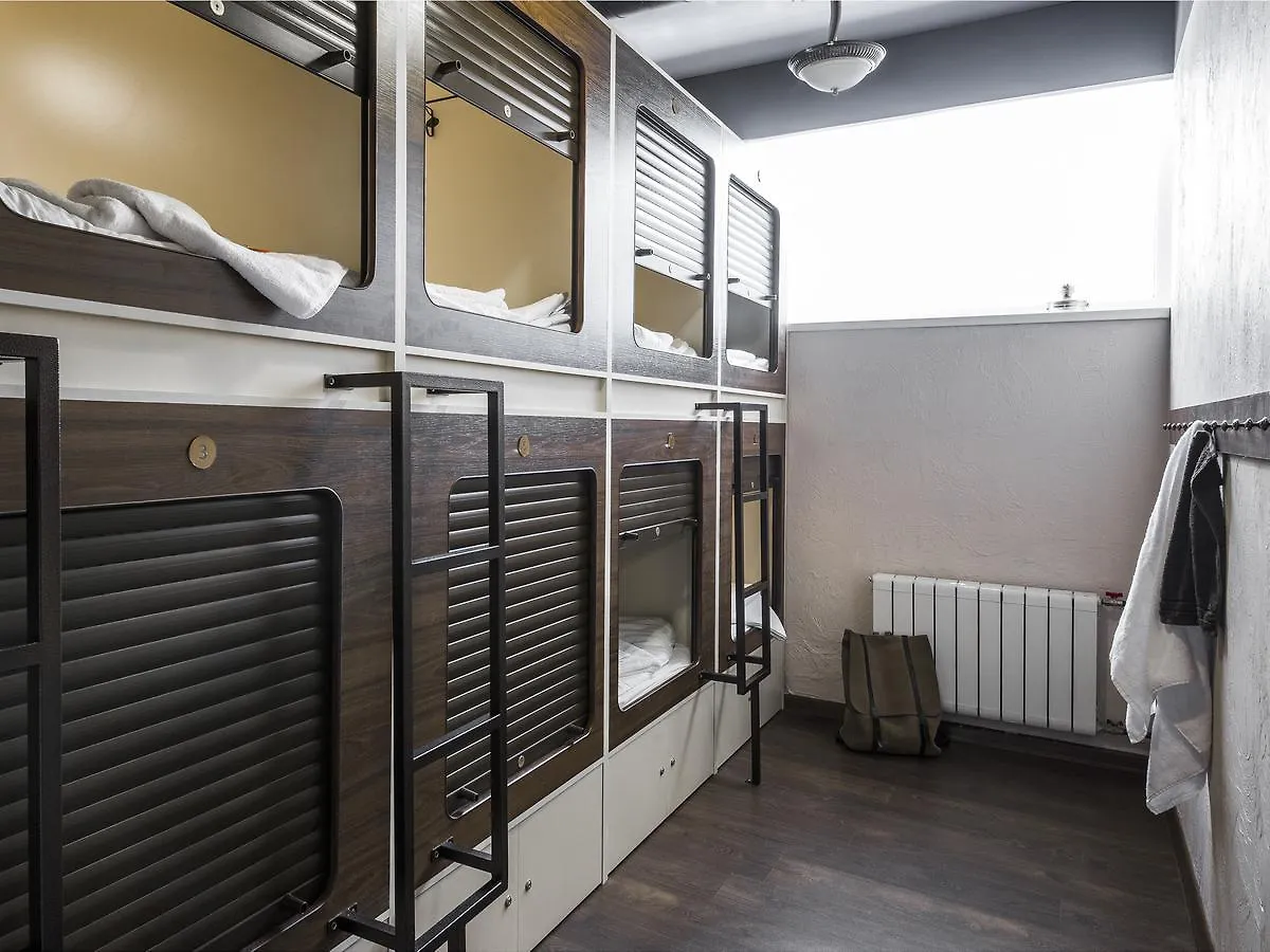 Capsule Hotel Interqube Tretyakovskaya Moscow Hostel